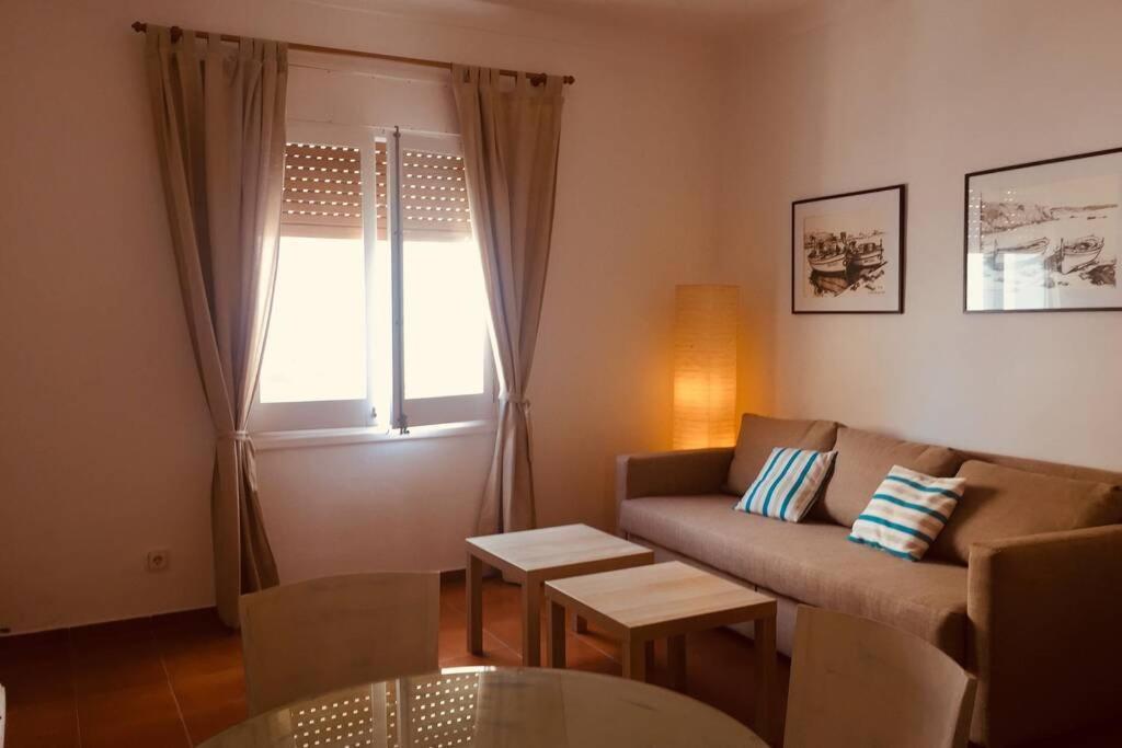 Portbell Far Appartement L' Escala Buitenkant foto